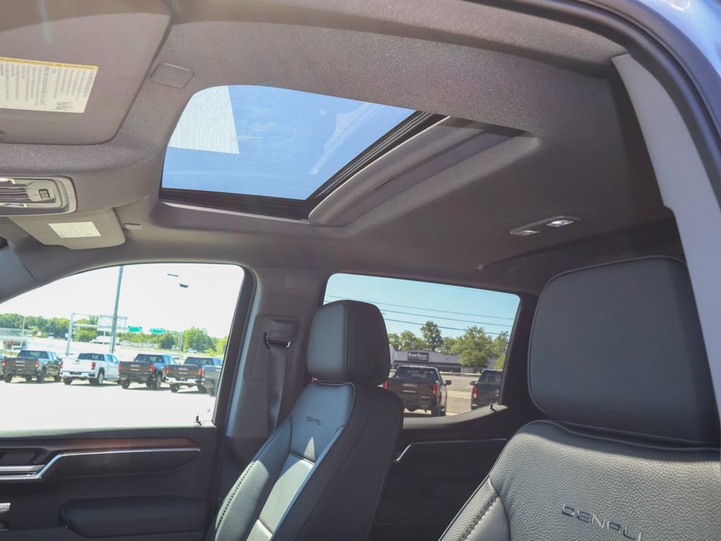 2026 GMC Sierra 1500 Denali - Photo 8