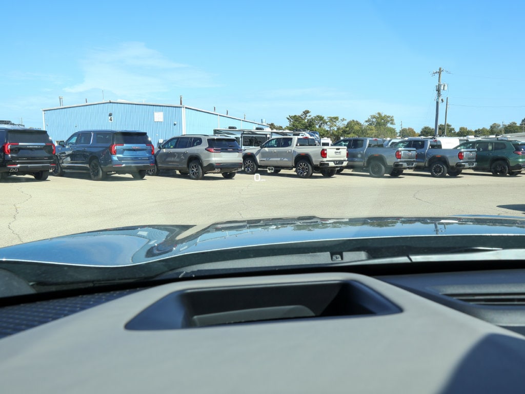 2027 GMC Acadia Elevation - Photo 24