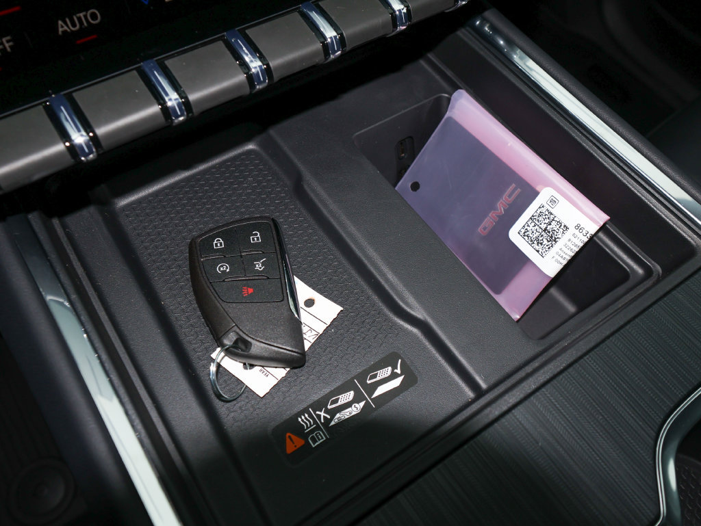 2027 GMC Acadia Elevation - Photo 29