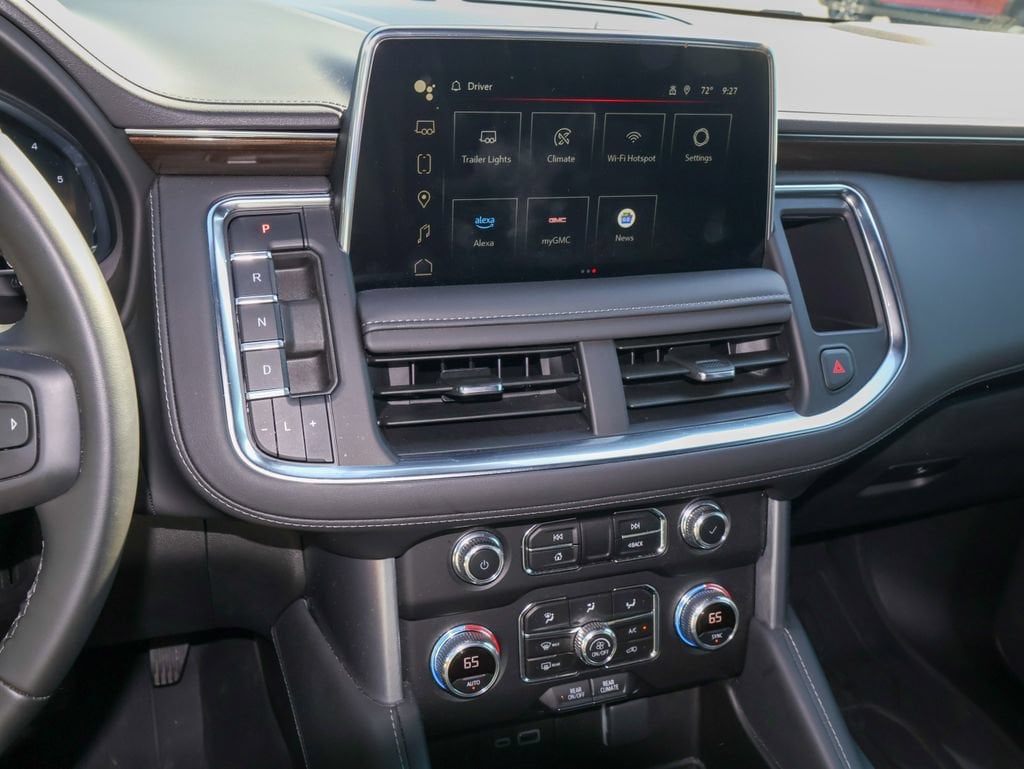 2024 GMC Yukon XL SLE - Photo 16