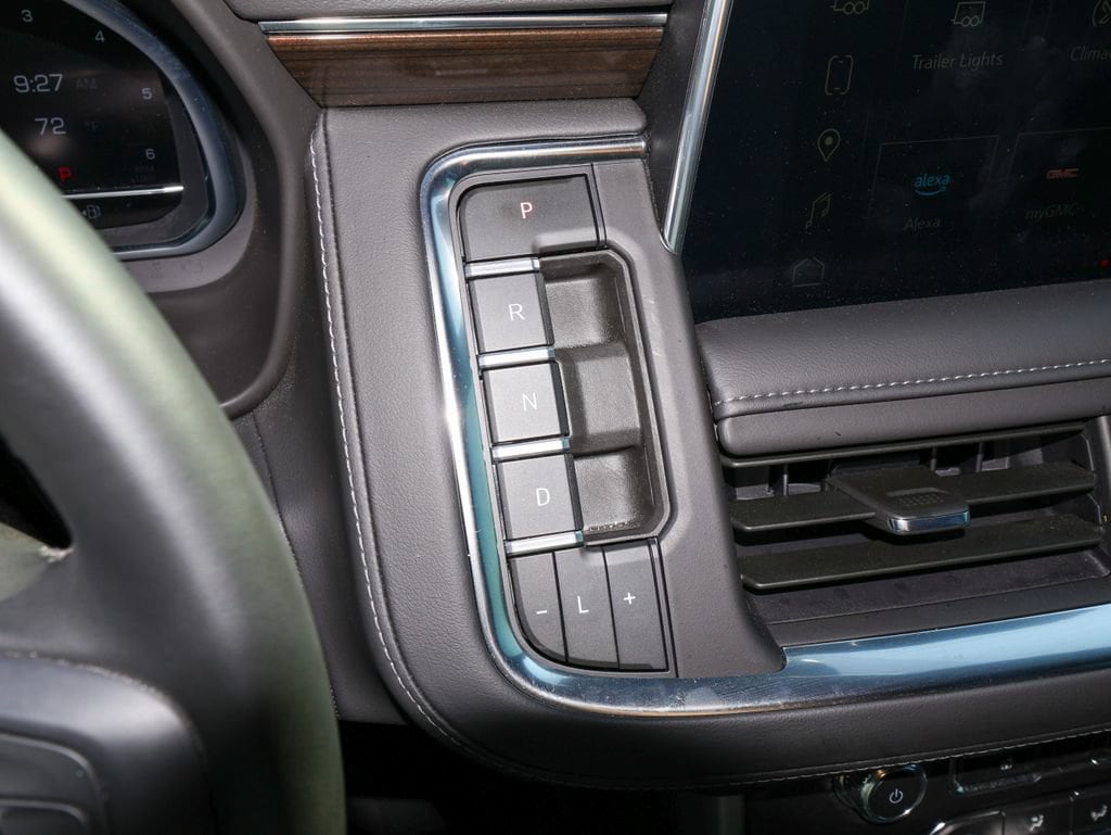 2024 GMC Yukon XL SLE - Photo 22