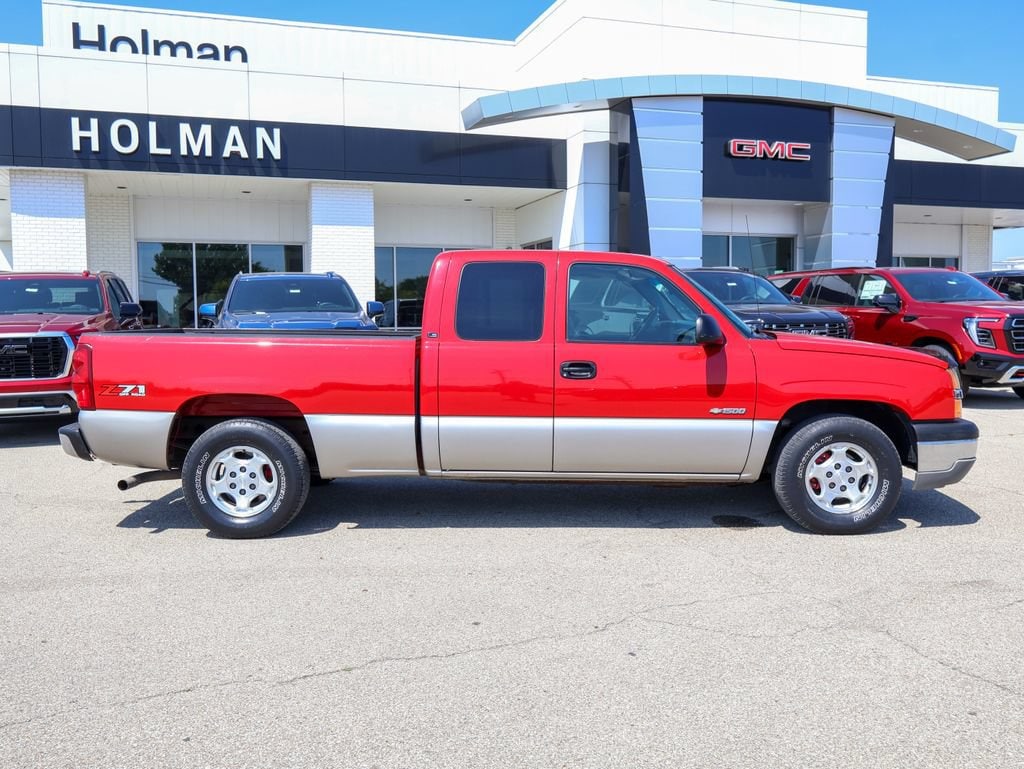 Used 2003 Chevrolet Silverado 1500 LS with VIN 2GCEC19V431301395 for sale in Batavia, OH