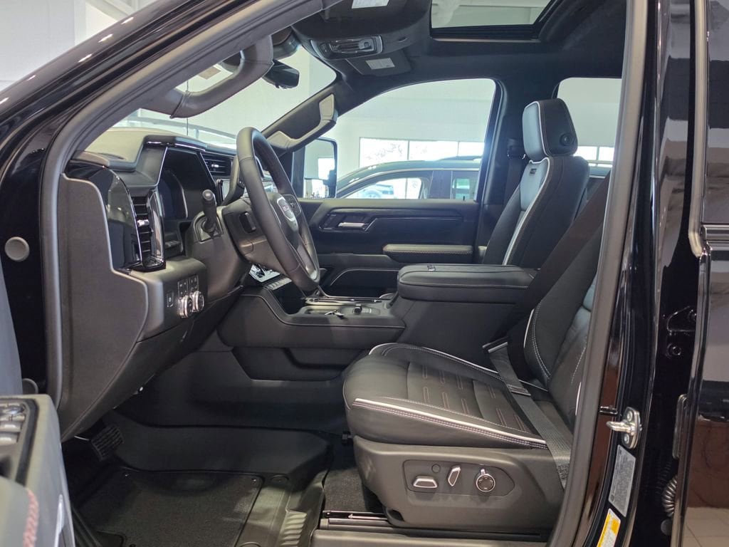 2026 GMC Sierra 2500HD AT4X - Photo 7