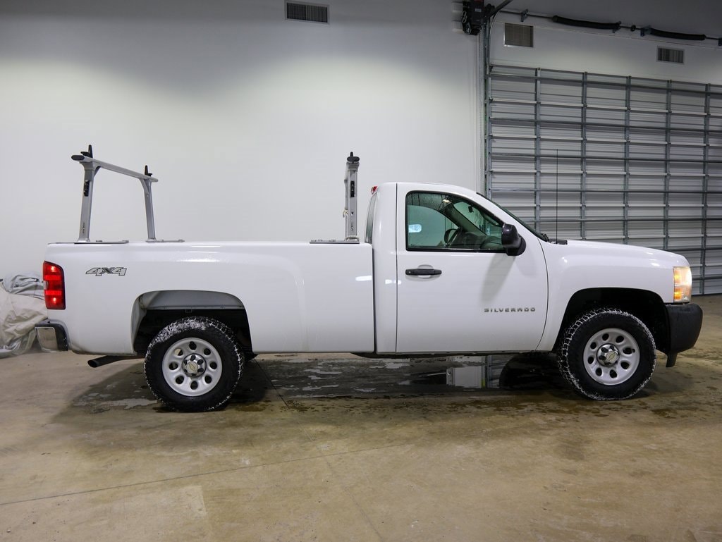 Used 2013 Chevrolet Silverado 1500 Work Truck with VIN 1GCNKPE02DZ115671 for sale in Batavia, OH