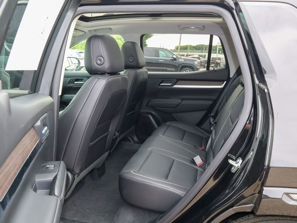 2026 GMC Terrain Denali - Photo 11