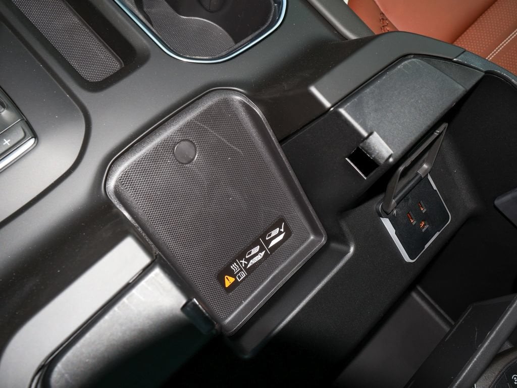 2026 GMC Sierra 2500HD Denali Ultimate - Photo 27