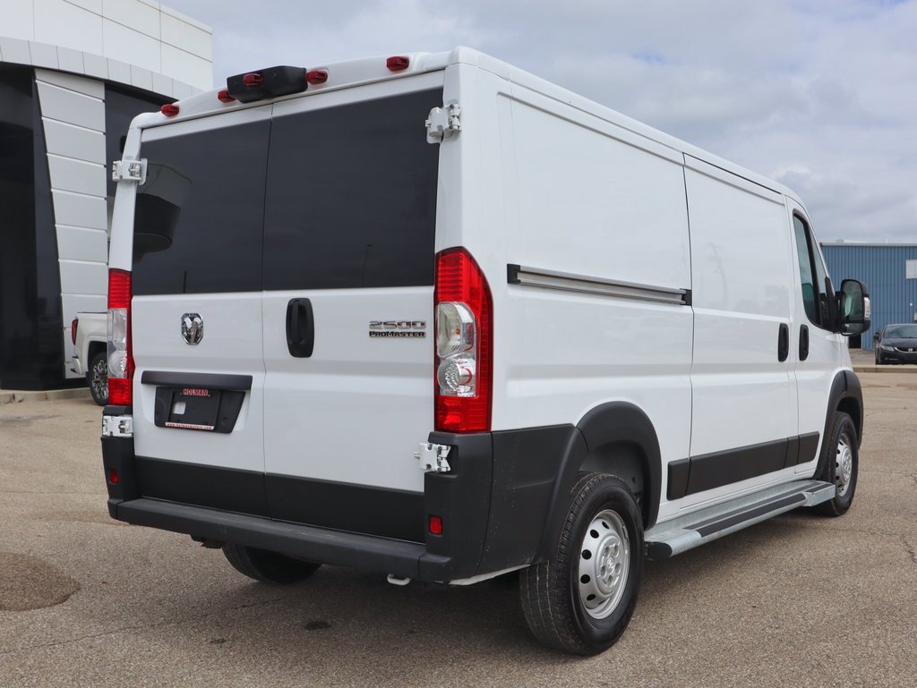 2023 Ram ProMaster 2500 photo 2