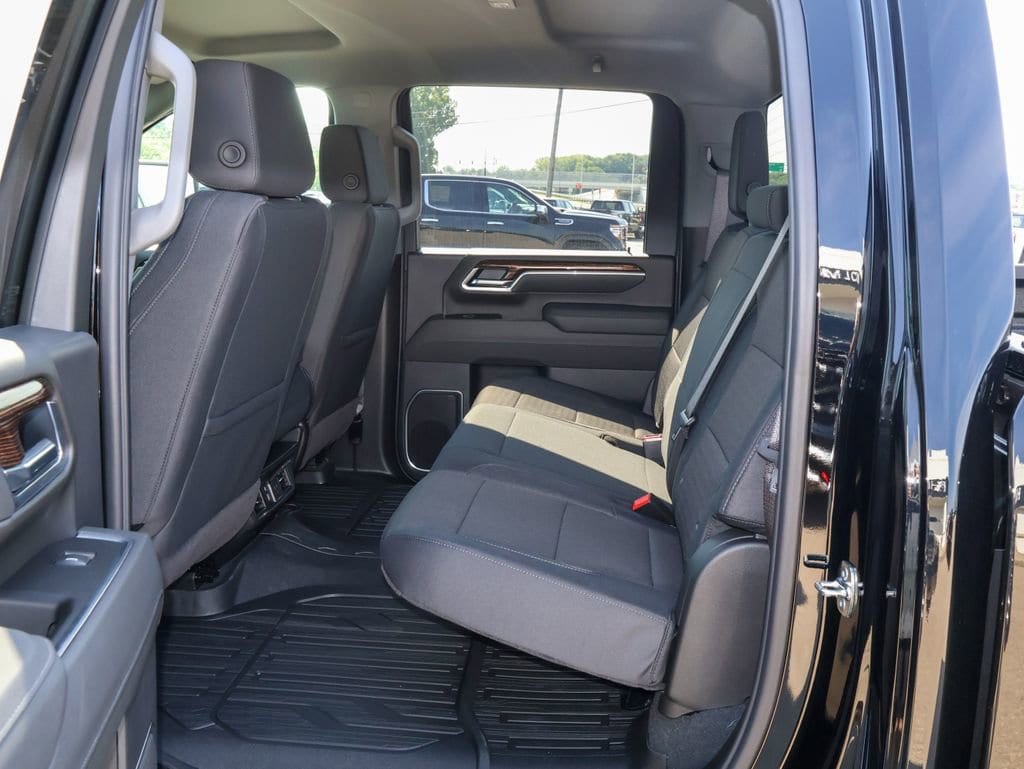 2026 GMC Sierra 2500HD SLE - Photo 11