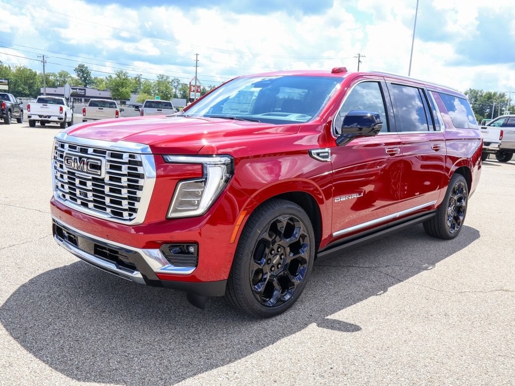 2026 GMC Yukon XL Denali - Photo 36