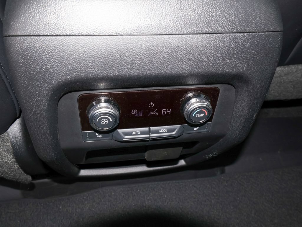 2024 GMC Acadia Denali - Photo 14