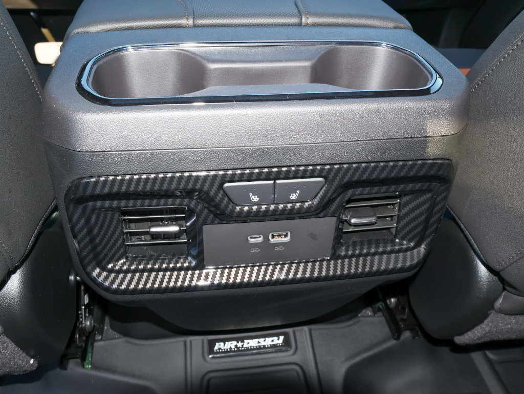 2026 GMC Sierra 2500HD AT4 - Photo 25