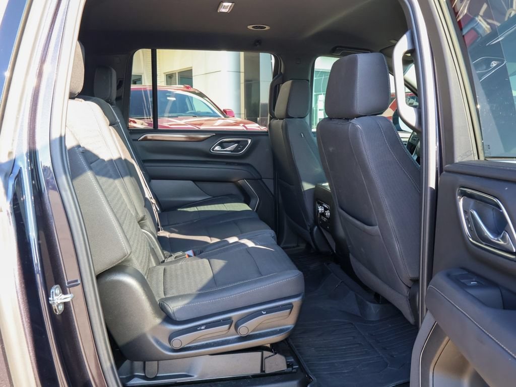 2024 GMC Yukon XL SLE - Photo 30