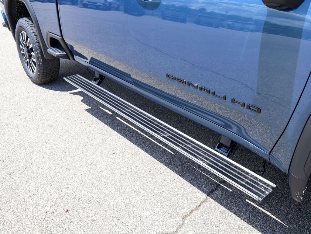 2026 GMC Sierra 2500HD Denali Ultimate - Photo 9