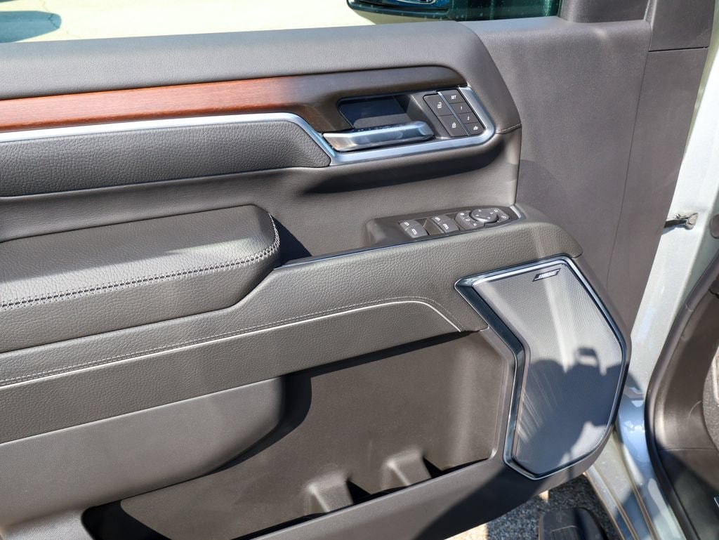 2026 GMC Sierra 3500HD Denali - Photo 11