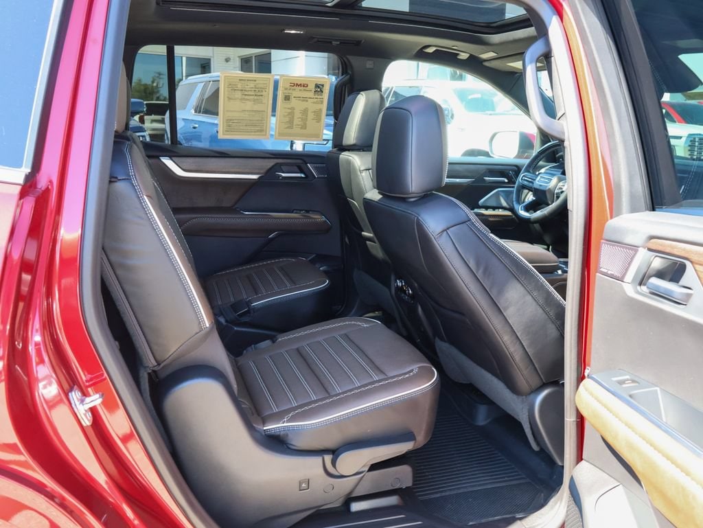 2026 GMC Acadia Denali Ultimate - Photo 39