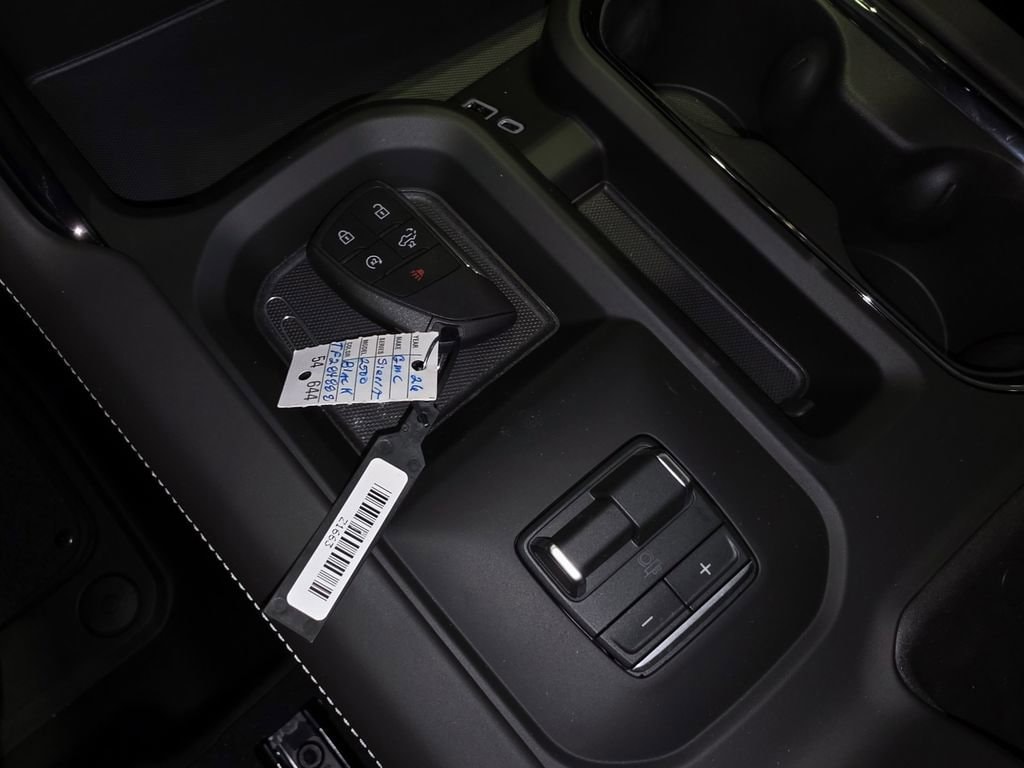 2026 GMC Sierra 2500HD AT4X - Photo 23