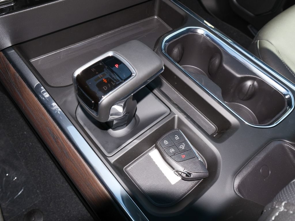 2026 GMC Sierra 1500 SLT - Photo 22