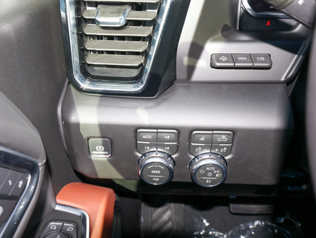 2026 GMC Sierra 2500HD Denali Ultimate - Photo 28
