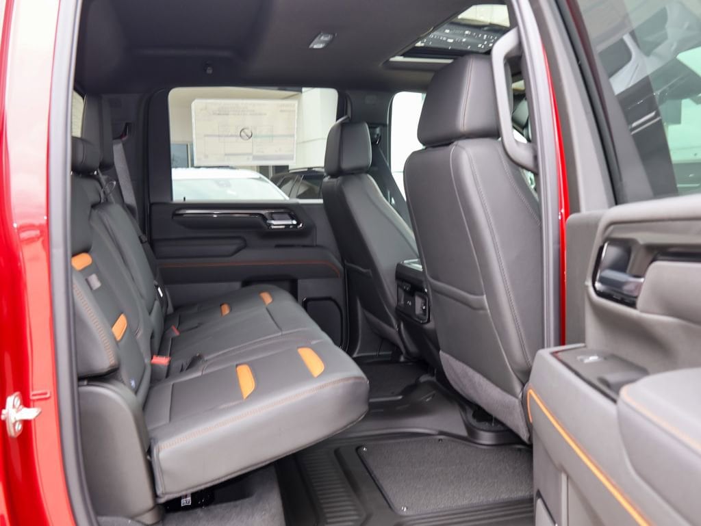2026 GMC Sierra 2500HD AT4 - Photo 33
