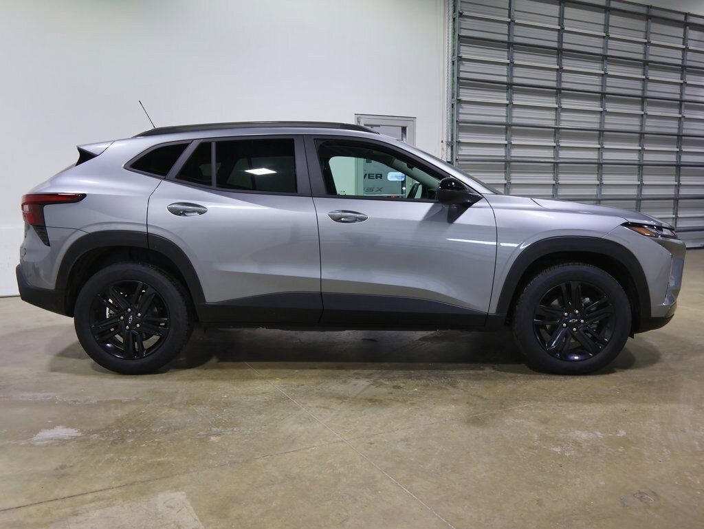 Certified 2025 Chevrolet Trax Activ SUV
