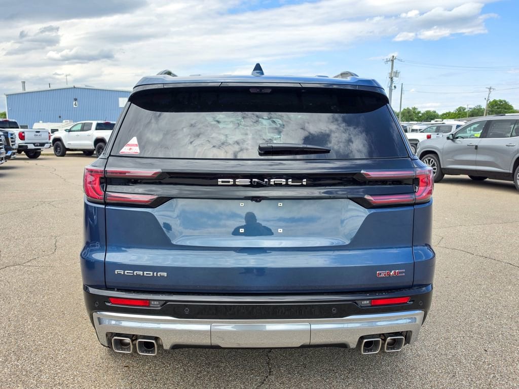 New 2026 GMC Acadia Denali SUV