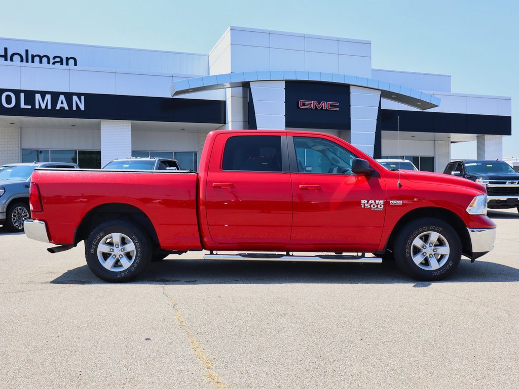 2019 Ram 1500 Classic SLT photo 2