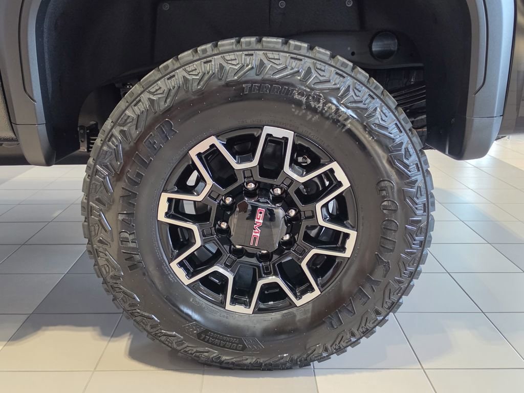 2026 GMC Sierra 2500HD AT4X - Photo 32