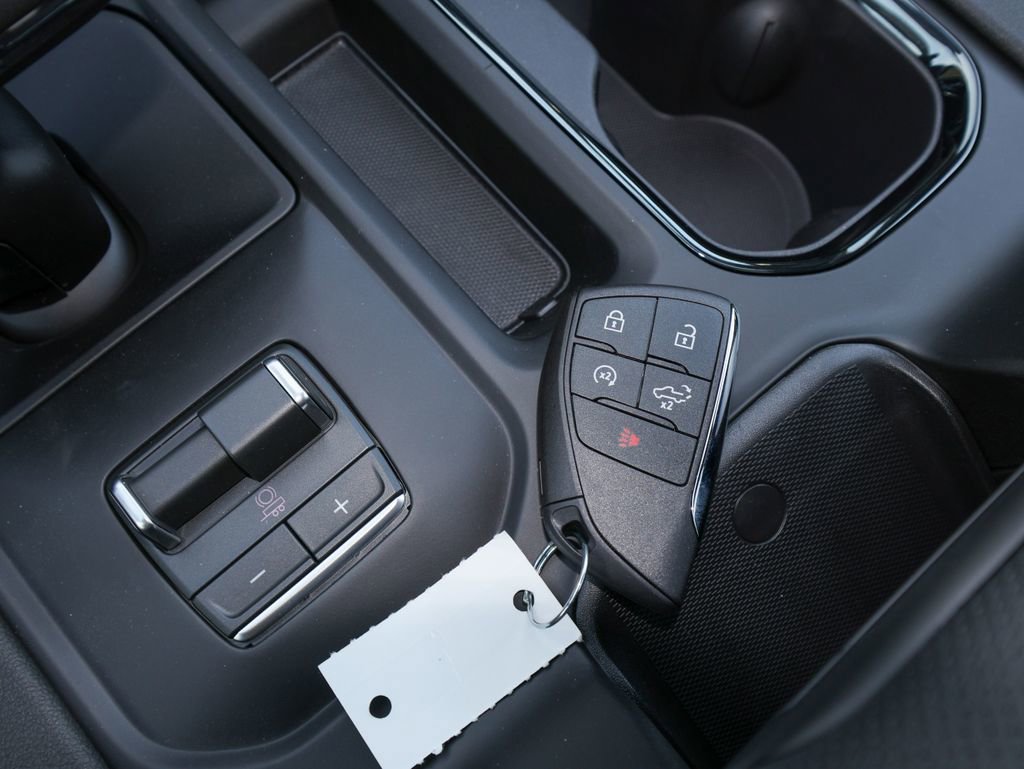 2026 GMC Sierra 1500 AT4 - Photo 23