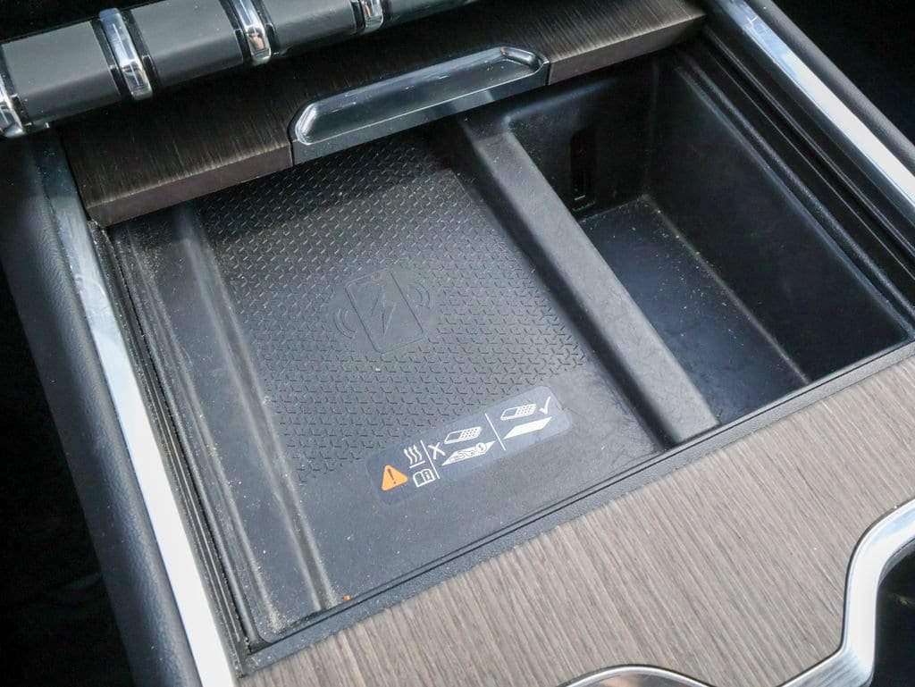 2024 GMC Acadia Denali - Photo 28