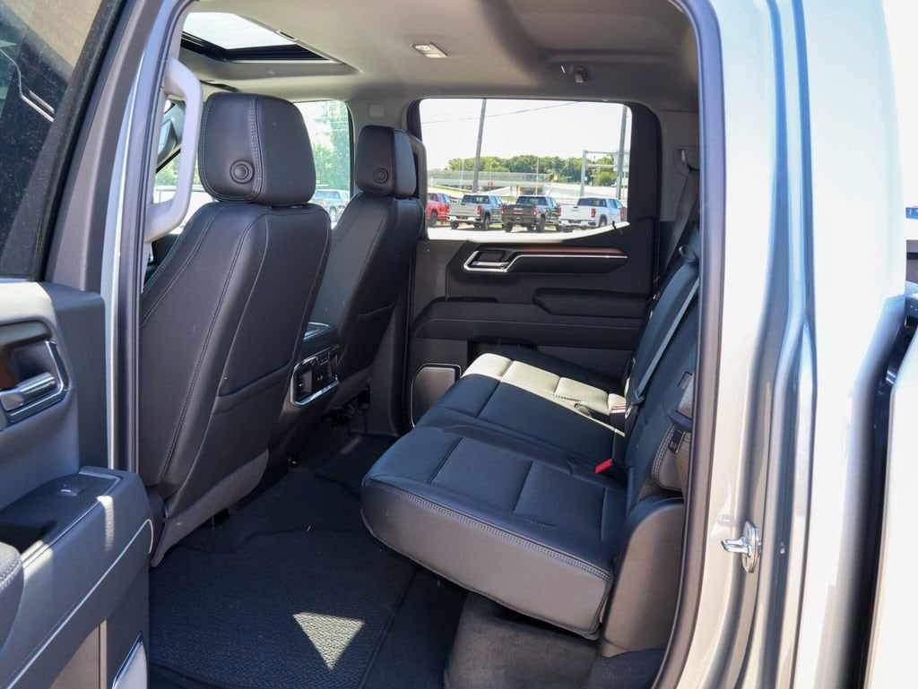2026 GMC Sierra 1500 Denali - Photo 12