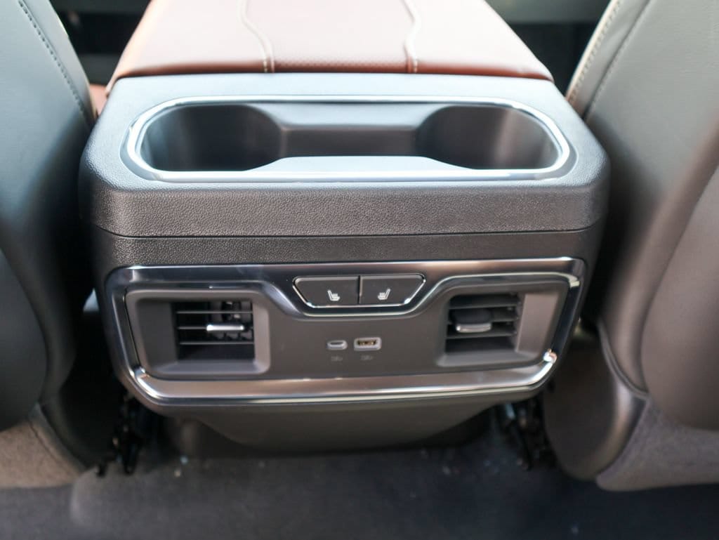 2026 GMC Sierra 2500HD Denali Ultimate - Photo 13
