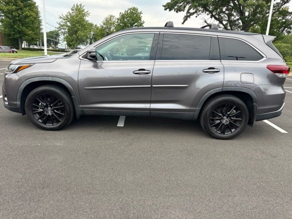 Used 2019 Toyota Highlander SUV