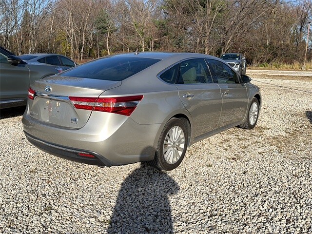 2014 Toyota Avalon Hybrid XLE Touring photo 3