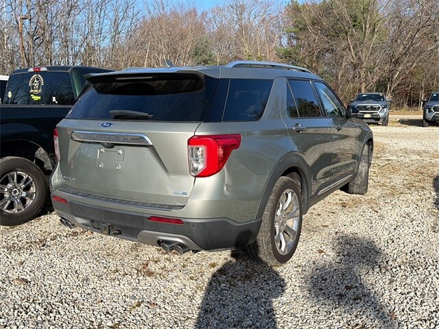 2020 Ford Explorer Platinum photo 3