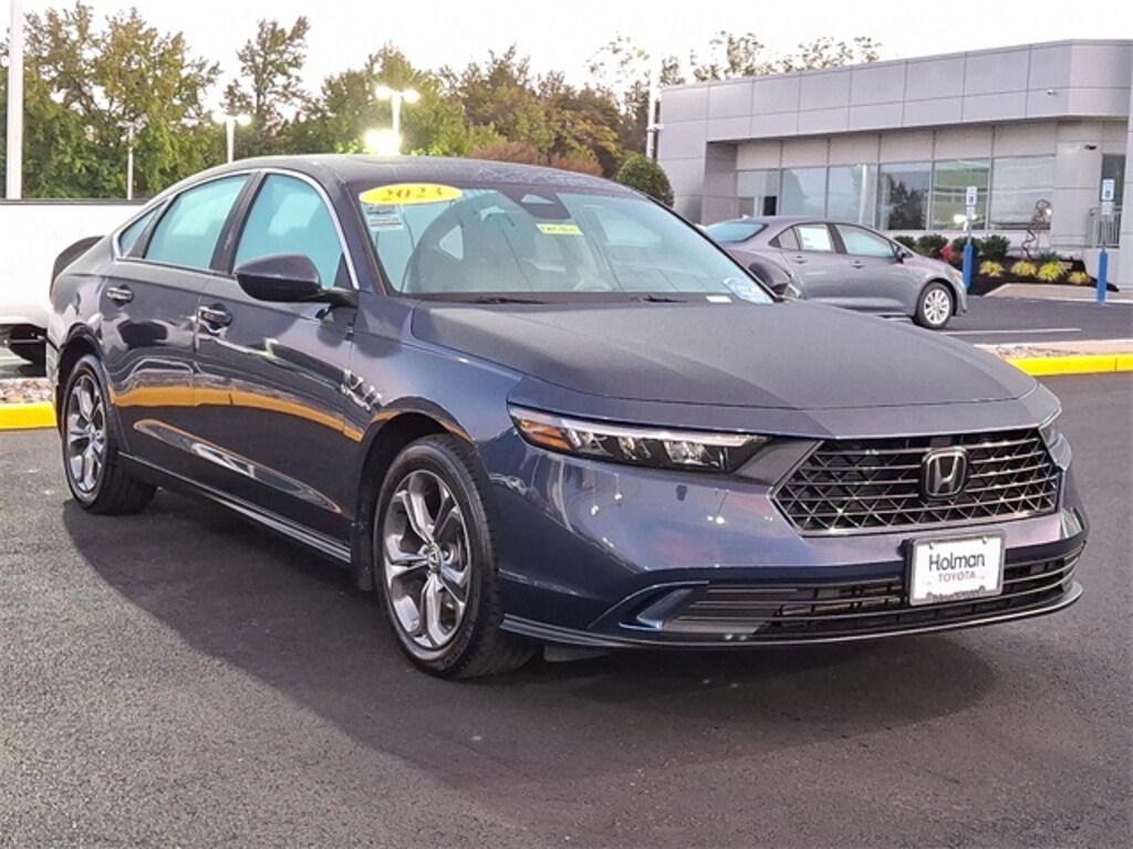 Used 2023 Honda Accord EX Sedan