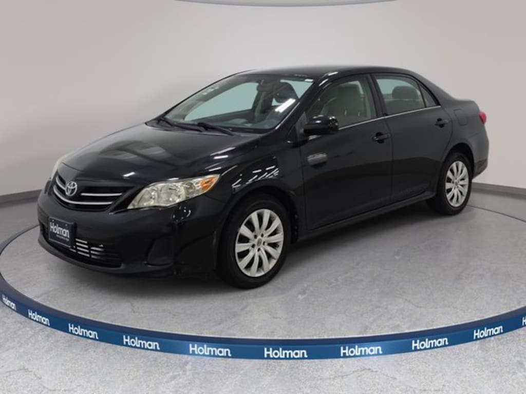Used 2013 Toyota Corolla LE Sedan