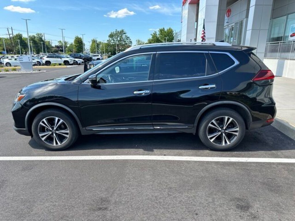Used 2018 Nissan Rogue SL SUV