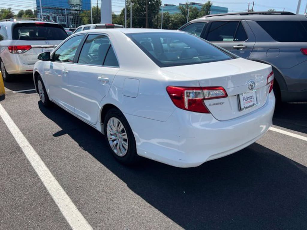 Used 2014 Toyota Camry LE Sedan