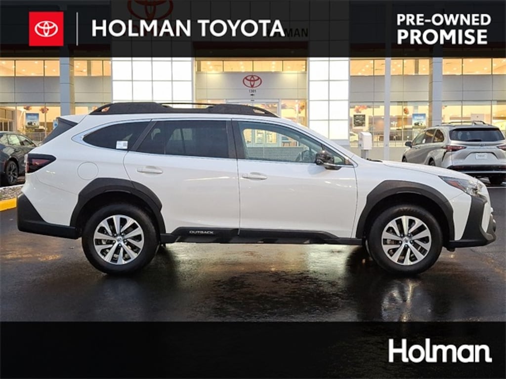 Used 2024 Subaru Outback Premium SUV