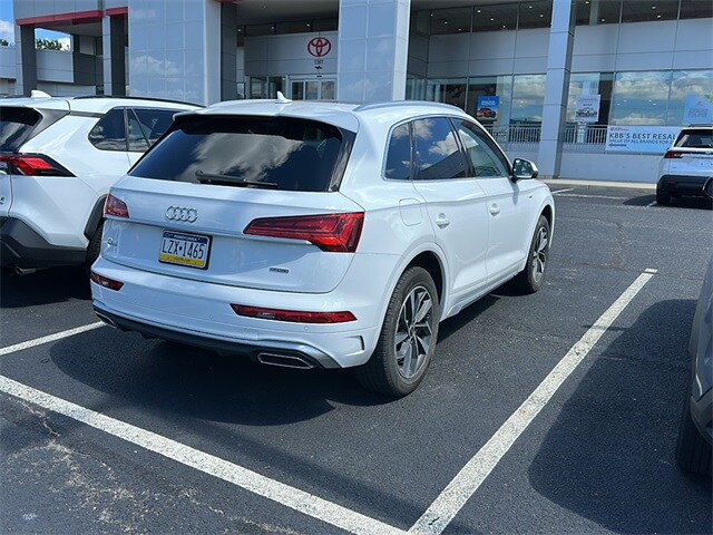 2022 Audi Q5 45 S line Premium Plus photo 3