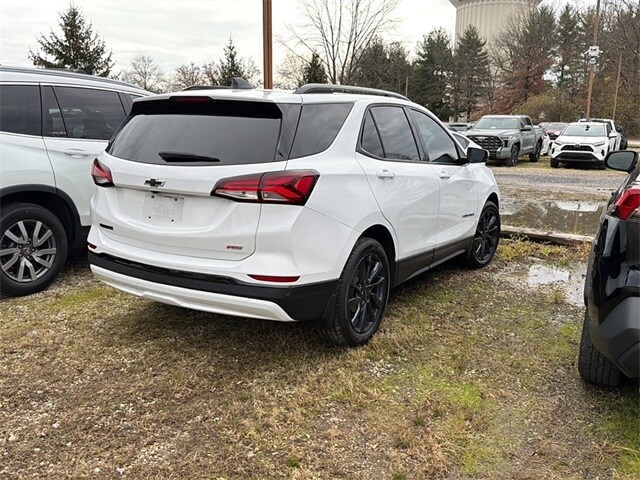 2024 Chevrolet Equinox RS photo 3