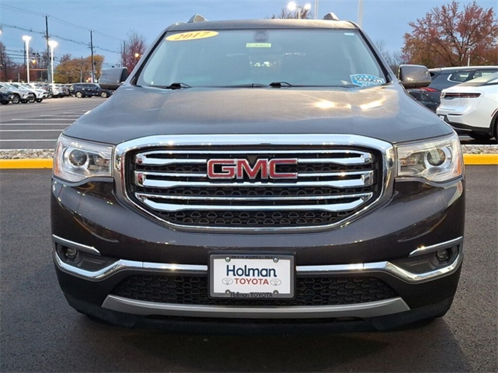 Used 2017 GMC Acadia SLE-2 SUV