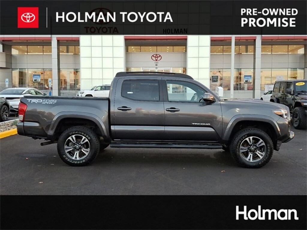 Used 2017 Toyota Tacoma TRD Sport Truck