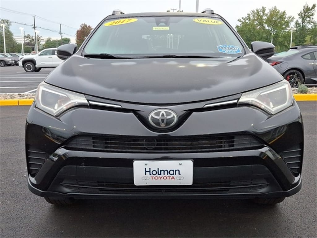 Used 2017 Toyota RAV4 LE SUV