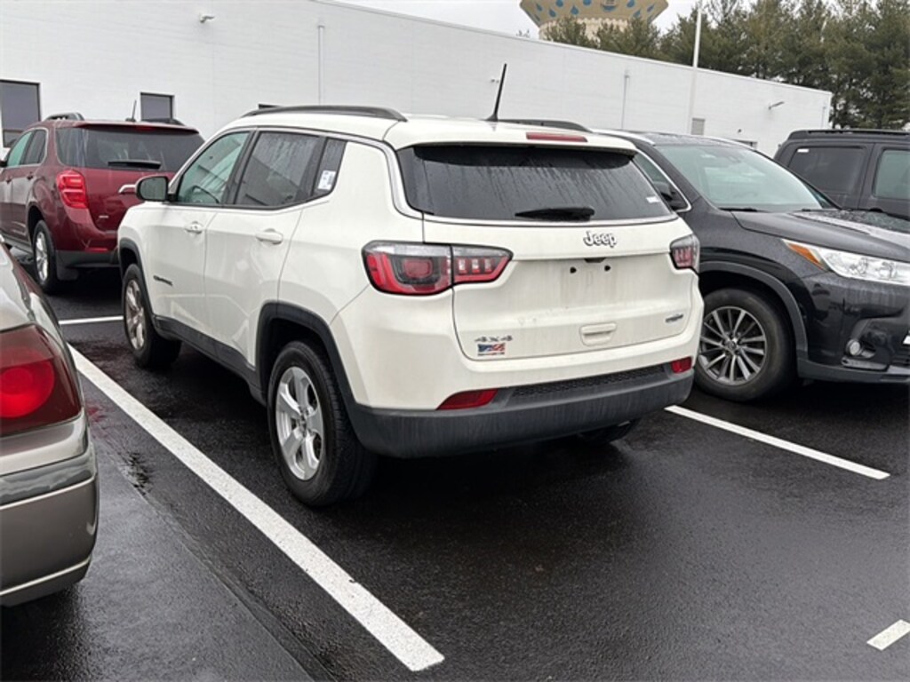 Used 2018 Jeep Compass Latitude SUV