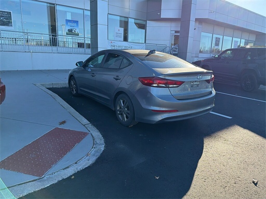 Used 2018 Hyundai Elantra SEL Sedan