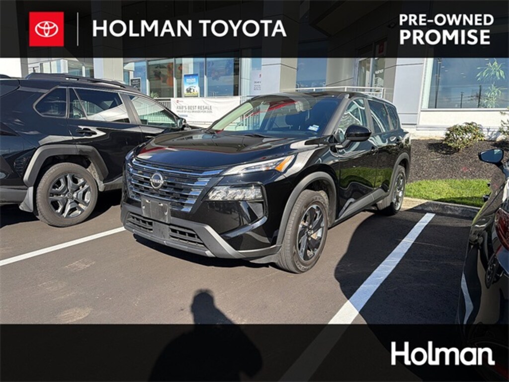 Used 2024 Nissan Rogue SV SUV