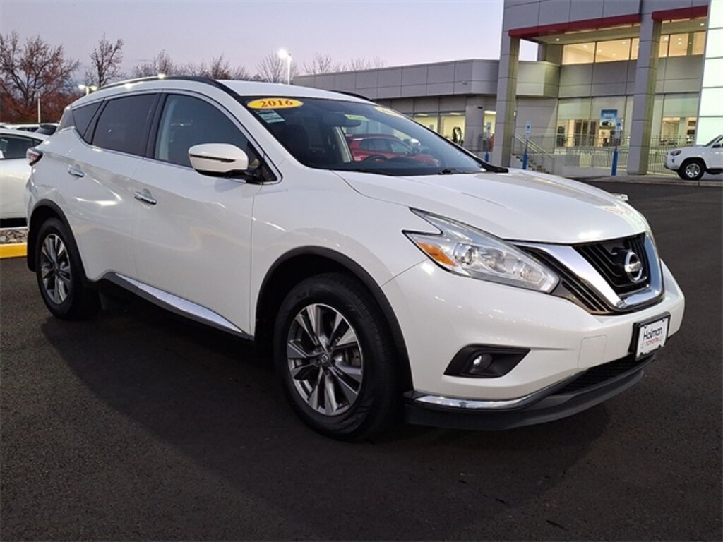 Used 2016 Nissan Murano SV SUV