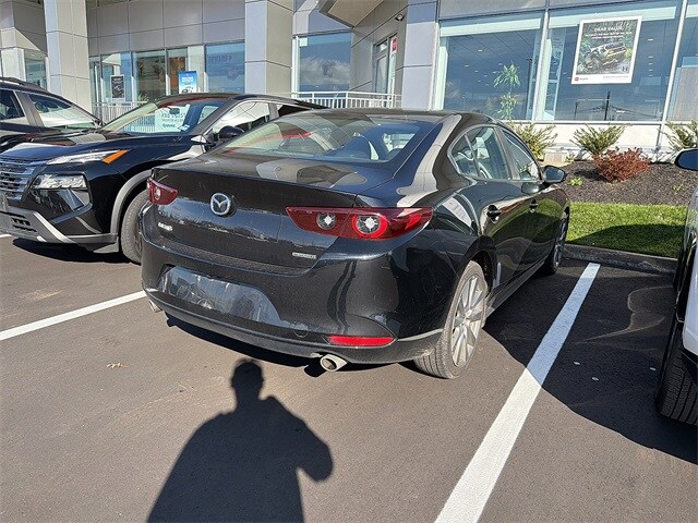 2024 Mazda Mazda3 2.5 s Preferred photo 3
