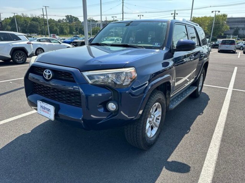 Used 2017 Toyota 4Runner SR5 SUV